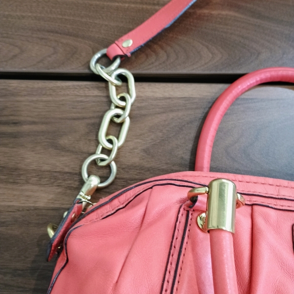 Coach Coral Leather Women's Bag - Picture 12 of 16